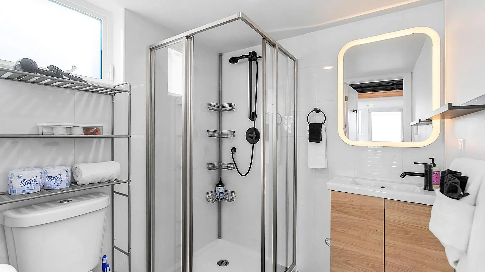 Echo Loft A Modern Escape Apartman Seattle